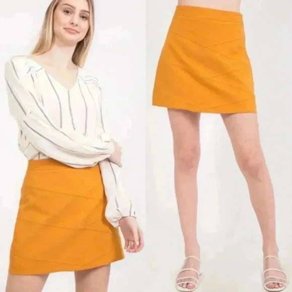 BNWT LOVE RICHE Twill Miniskirt, Mod Mustard - Picture 2 of 4